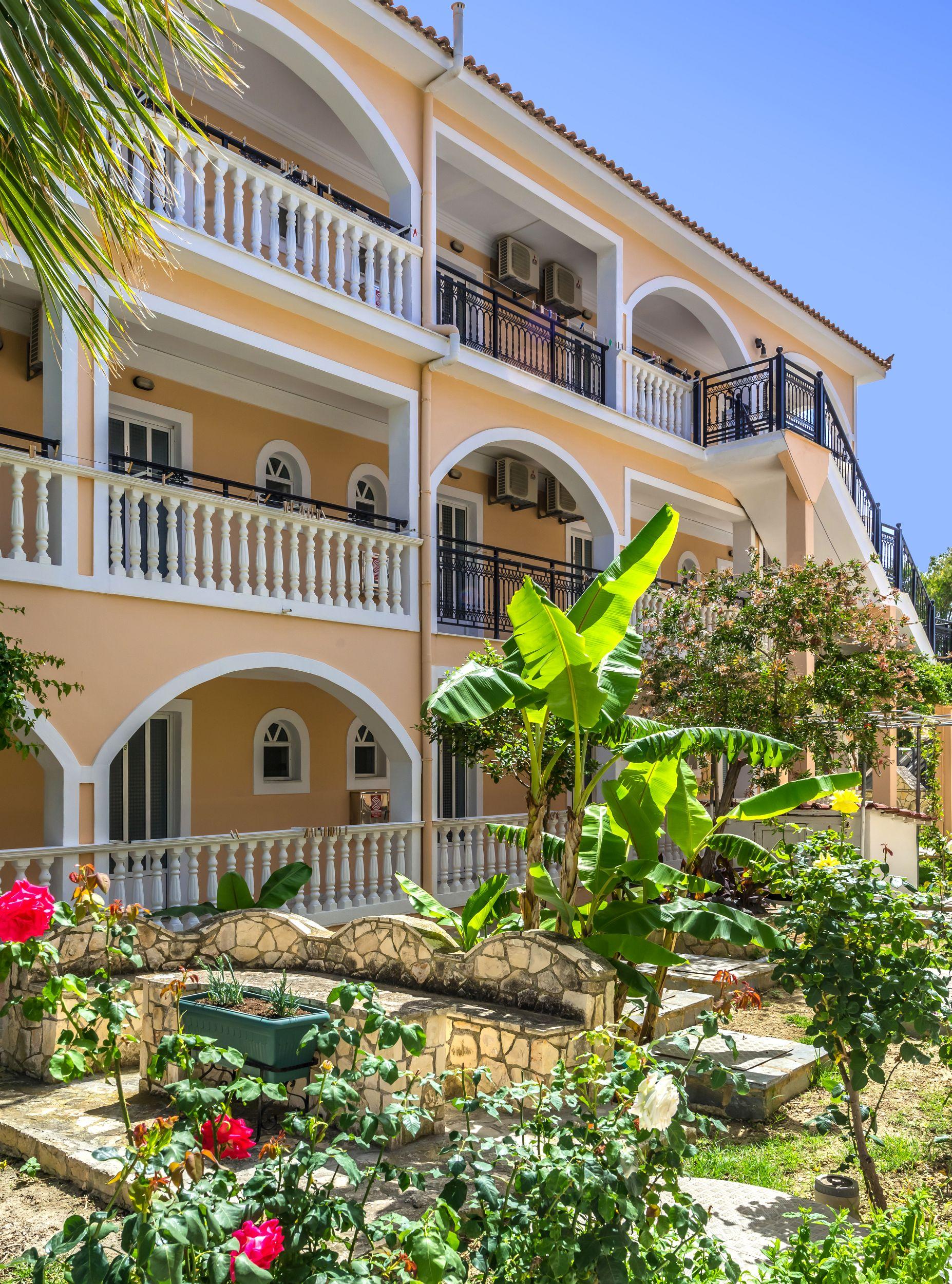 Athina Apartments Zakynthos Buitenkant foto