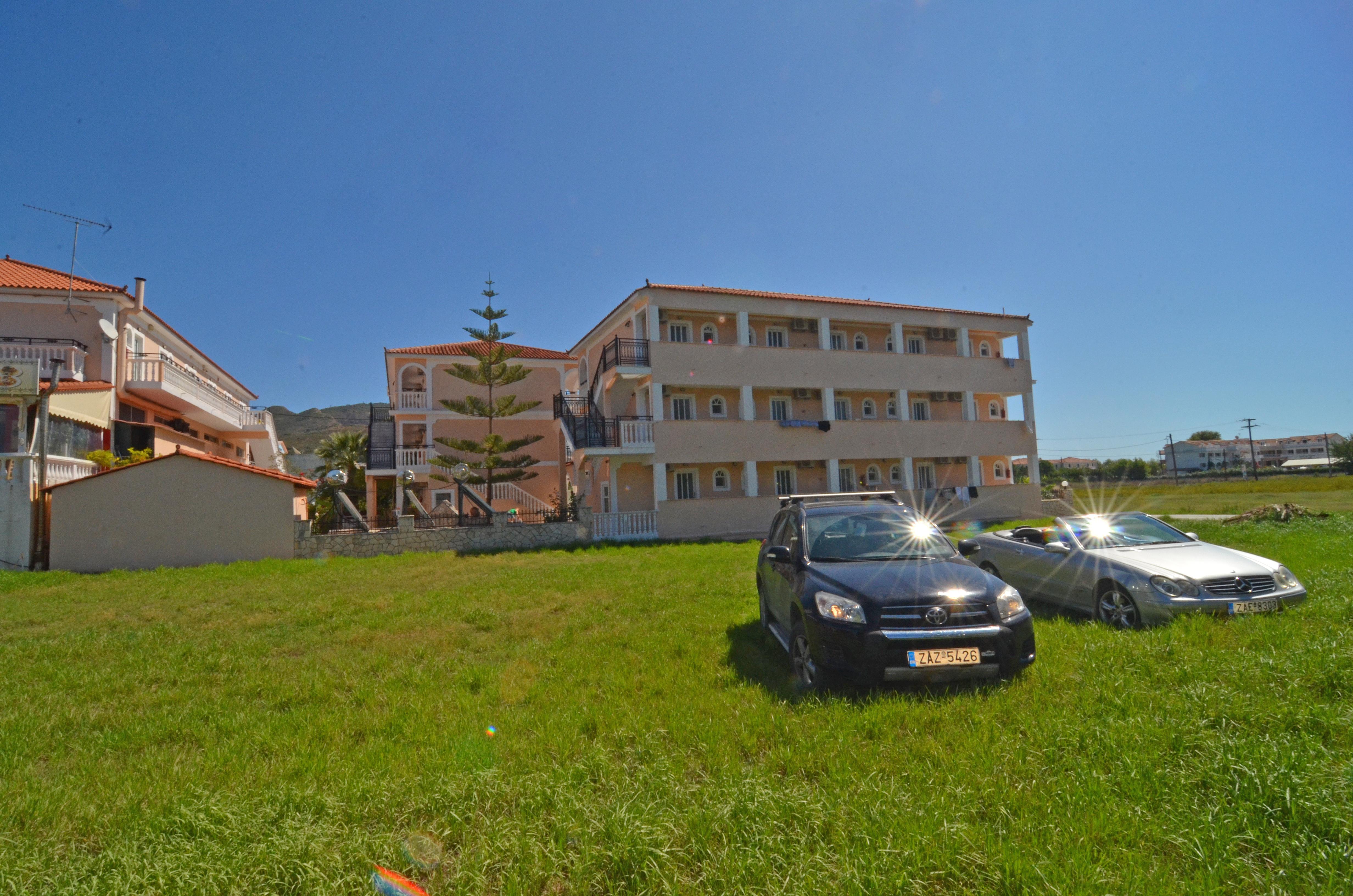 Athina Apartments Zakynthos Buitenkant foto