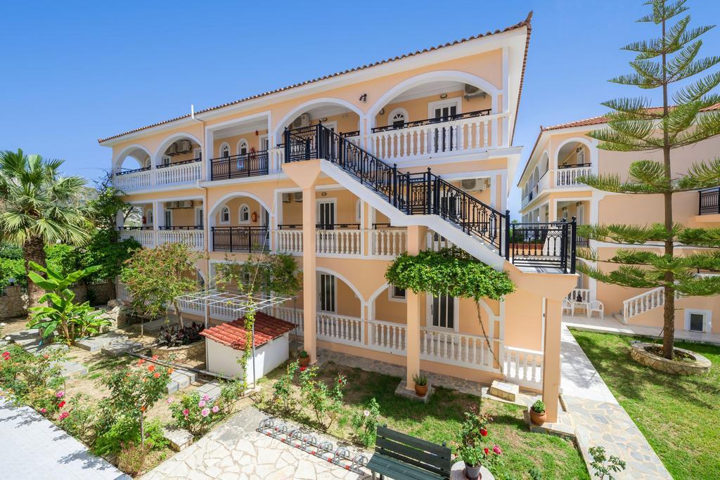 Athina Apartments Zakynthos Buitenkant foto