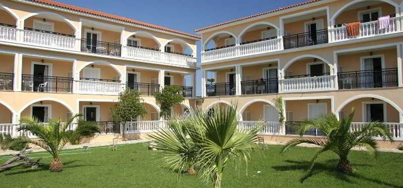 Athina Apartments Zakynthos Buitenkant foto